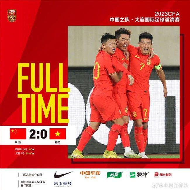 德鲁（奥兰多·布鲁姆 Orlando Bloom饰）堕入了人生的谷底期，他为公司带来了数亿元的损掉，逃不外被老板炒鱿、被女友甩失落的命运。万念俱灰中，他设计了一系列完善却又弄笑的自杀打算，诡计一死了之。一串德律风铃声，中断了他的自杀历程——父亲的死讯给德鲁带来了燃眉之急的使命，他必需尽快回到远远的伊丽莎白镇去向理后事。                                  　　因而，接下来的工作就像连续串奇奥的隐喻，让德鲁